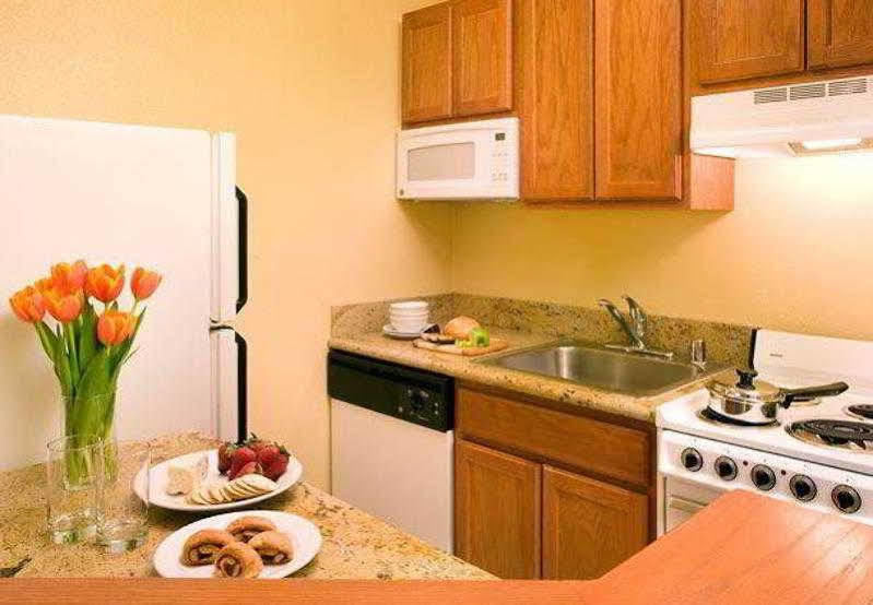 Towneplace Suites Los Angeles Lax Manhattan Beach Готорн Екстер'єр фото